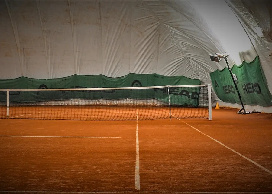 Baseline court supporting year-round session continuity