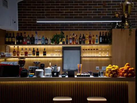 Bar counter and service